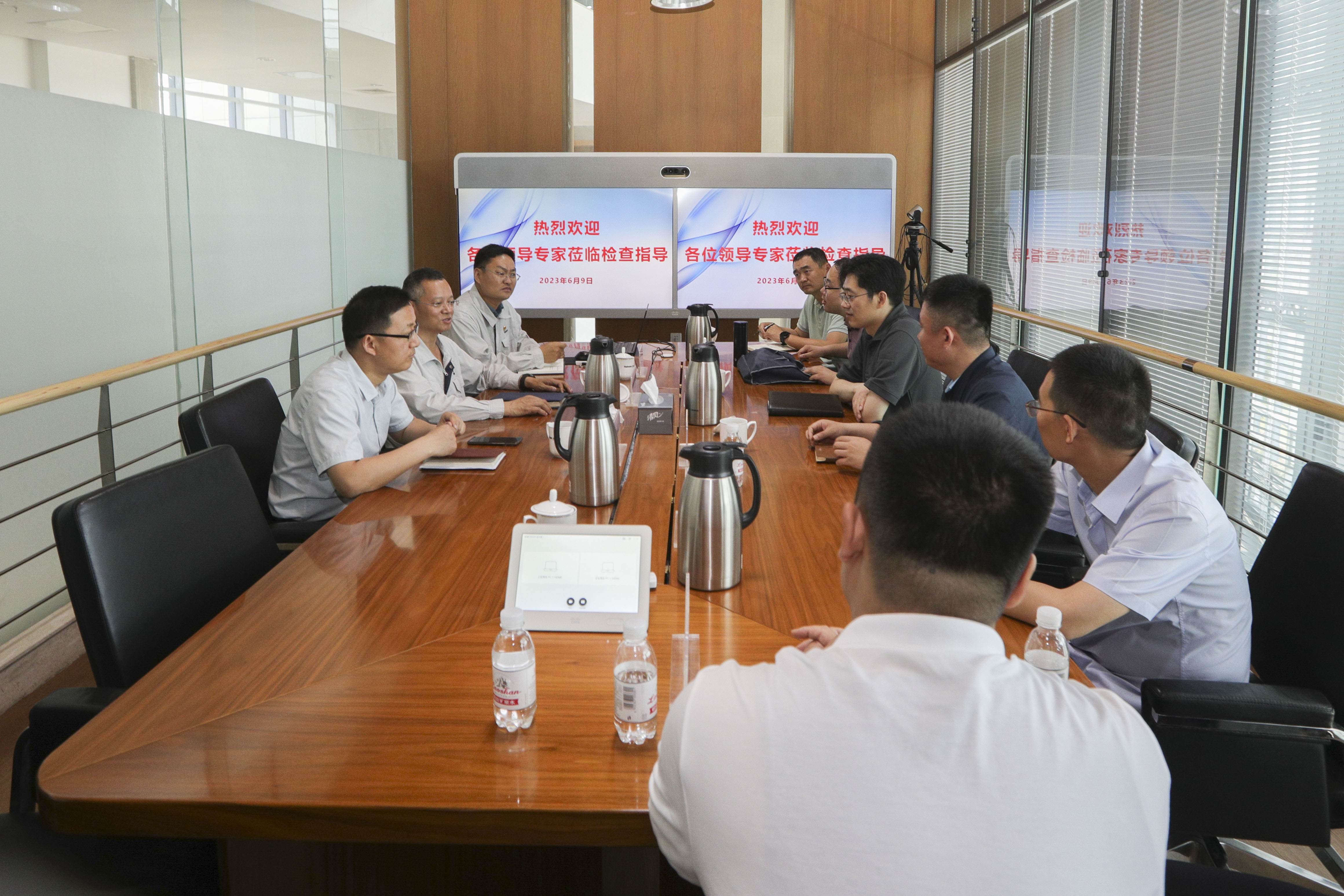 省應急廳到海灣(wān)化學開展異地執(zhi)法檢查